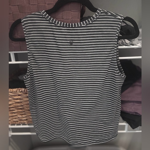 Lululemon Gray and White Striped Tank - Picture 2 of 3
